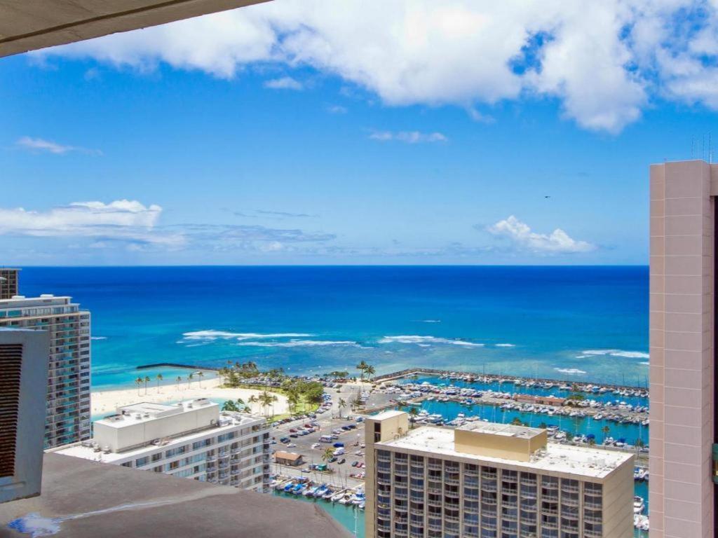 Marina Tower Waikiki 2* Honolulu