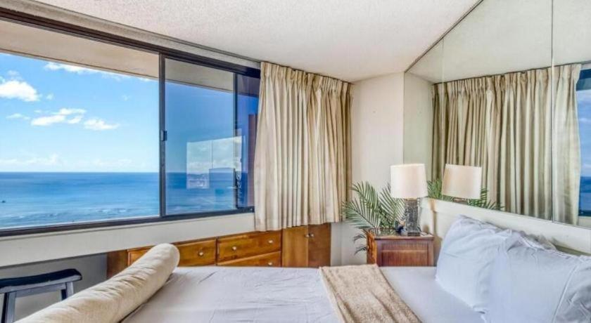 Hotel Marina Tower Waikiki Honolulu